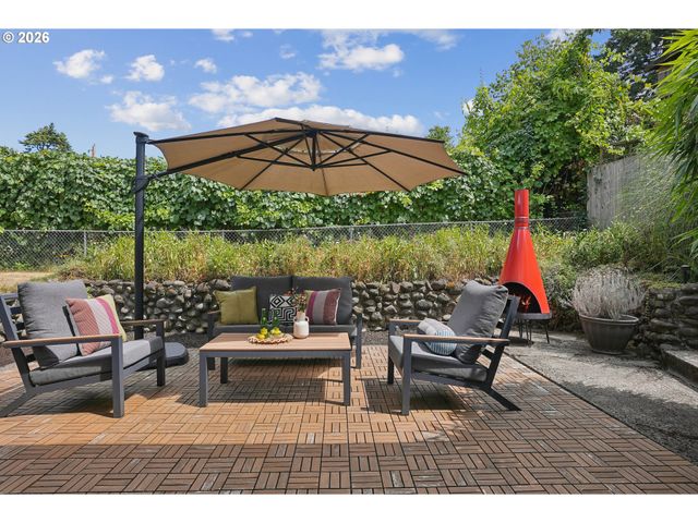 1120 Ne 162ND Ave, Portland, OR 97230