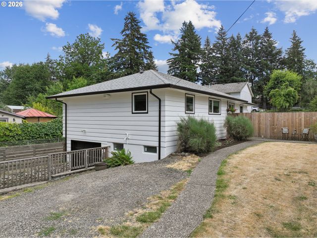 1120 Ne 162ND Ave, Portland, OR 97230