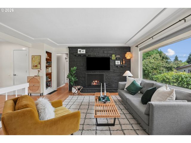 1120 Ne 162ND Ave, Portland, OR 97230