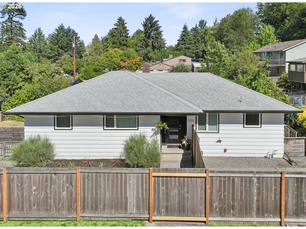 1120 Ne 162ND Ave, Portland, OR 97230