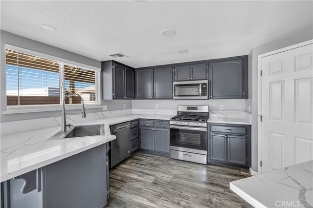 7748 Megan Court, Yucca Valley, CA 92284