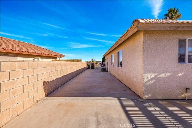 7748 Megan Court, Yucca Valley, CA 92284