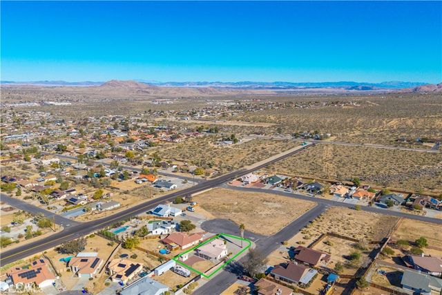 7748 Megan Court, Yucca Valley, CA 92284