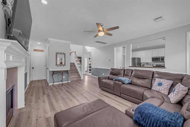 5107 Brett Drive, Pearland, TX 77584