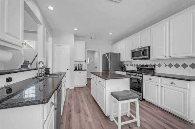 5107 Brett Drive, Pearland, TX 77584