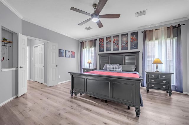 5107 Brett Drive, Pearland, TX 77584