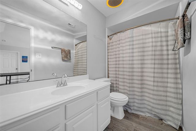 5107 Brett Drive, Pearland, TX 77584