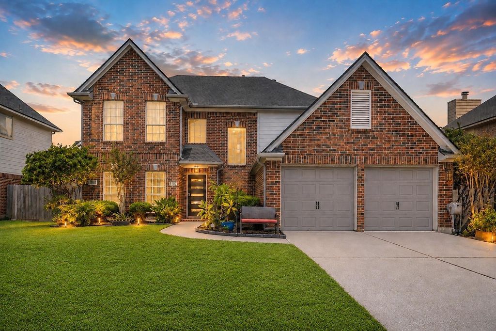 5107 Brett Drive, Pearland, TX 77584