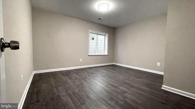 9008 HANSON GROVE CT, Manassas, VA 20109