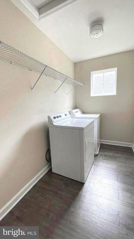 9008 HANSON GROVE CT, Manassas, VA 20109