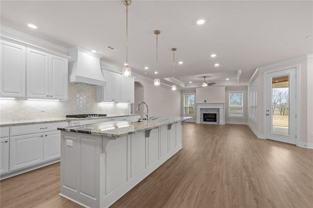 4162 W Huron Loop, Fayetteville, AR 72704