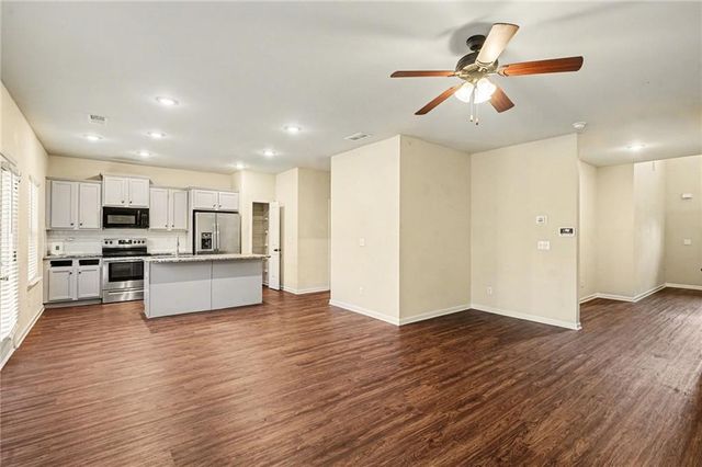 11885 Brightside Parkway, Hampton, GA 30228