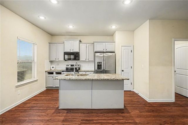 11885 Brightside Parkway, Hampton, GA 30228