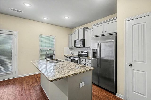 11885 Brightside Parkway, Hampton, GA 30228