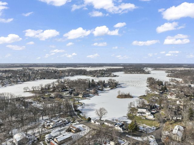 16020 Eastview Place, Lowell, IN 46356