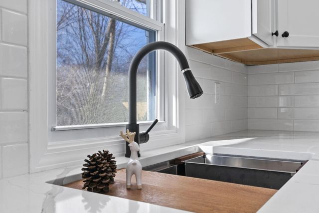 16020 Eastview Place, Lowell, IN 46356