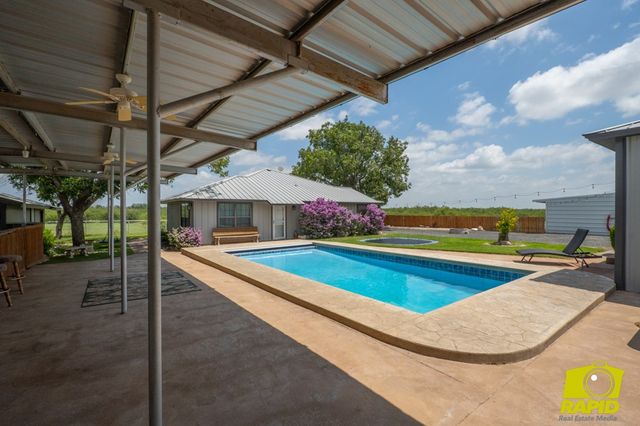 12526 Twin Lakes Lane, San Angelo, TX 76904