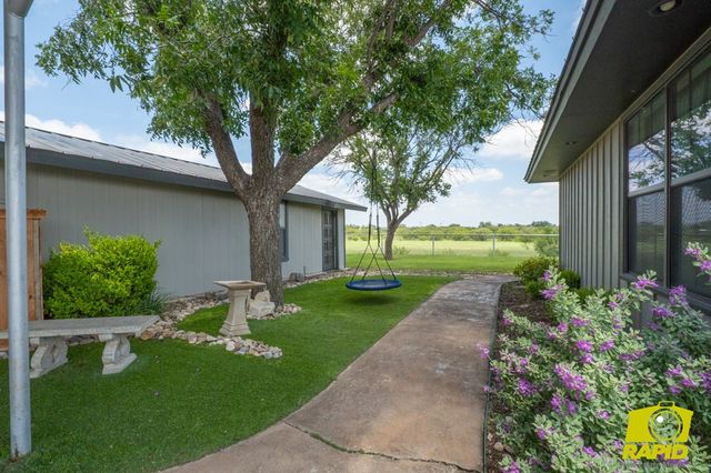 12526 Twin Lakes Lane, San Angelo, TX 76904