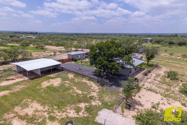 12526 Twin Lakes Lane, San Angelo, TX 76904