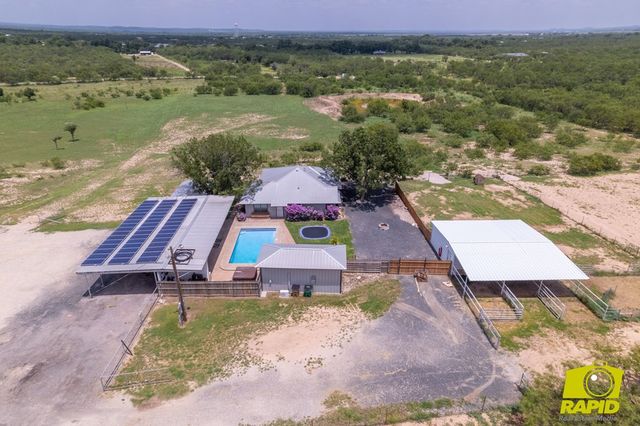 12526 Twin Lakes Lane, San Angelo, TX 76904