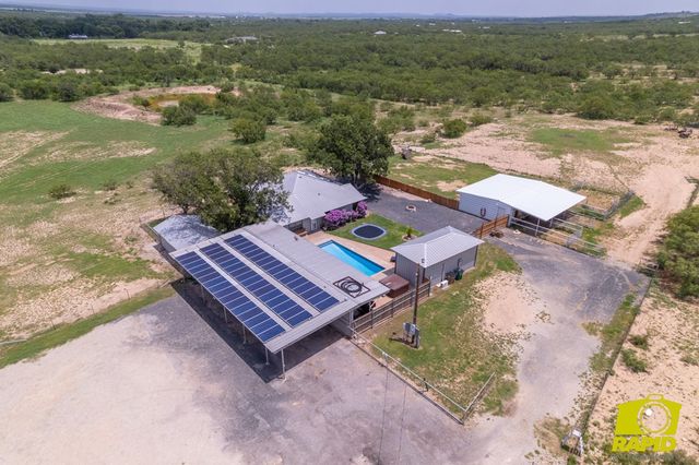 12526 Twin Lakes Lane, San Angelo, TX 76904