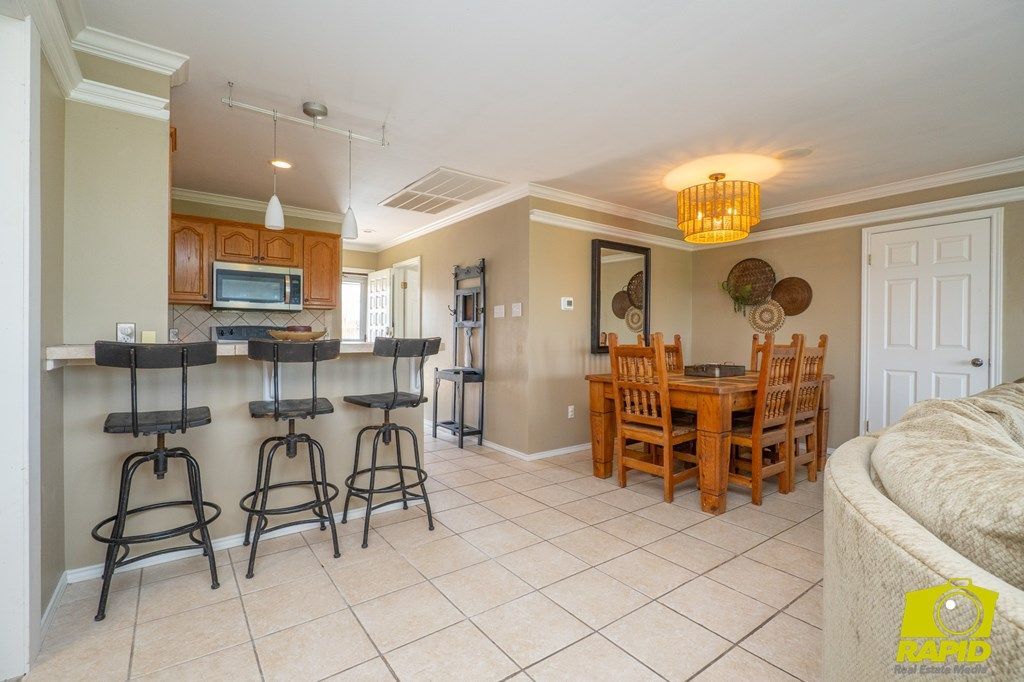 Image 12 of property listing at 12526 Twin Lakes Lane, San Angelo, TX 76904