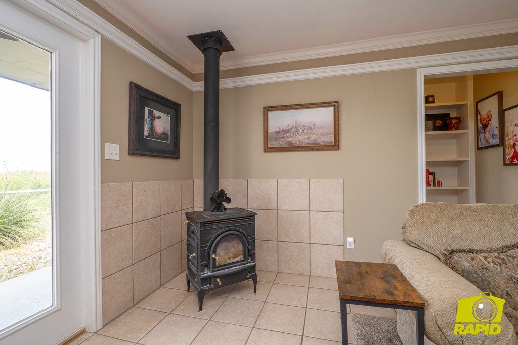 Image 8 of property listing at 12526 Twin Lakes Lane, San Angelo, TX 76904