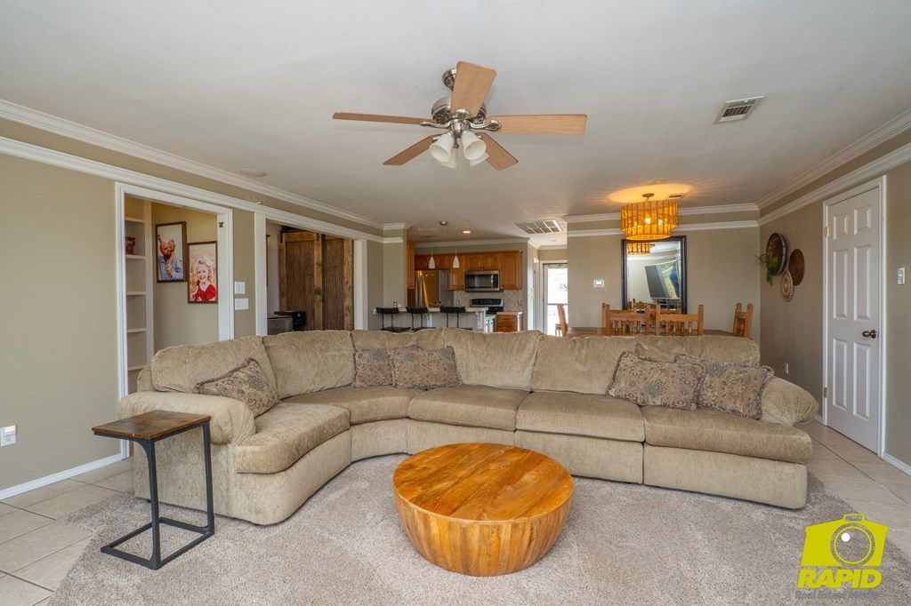 Image 9 of property listing at 12526 Twin Lakes Lane, San Angelo, TX 76904