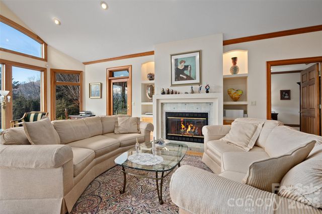 78 Banker Drive, Waynesville, NC 28786