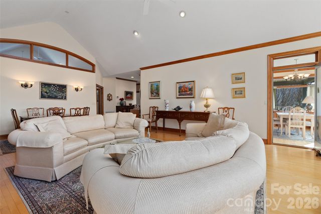 78 Banker Drive, Waynesville, NC 28786