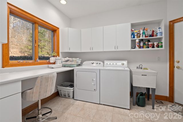 78 Banker Drive, Waynesville, NC 28786