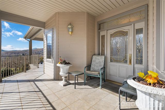 78 Banker Drive, Waynesville, NC 28786