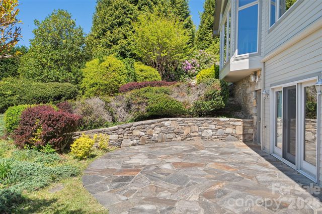 78 Banker Drive, Waynesville, NC 28786