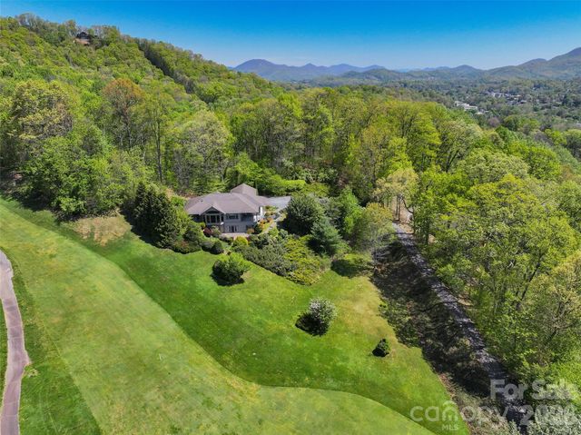 78 Banker Drive, Waynesville, NC 28786