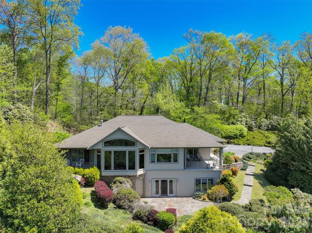 78 Banker Drive, Waynesville, NC 28786