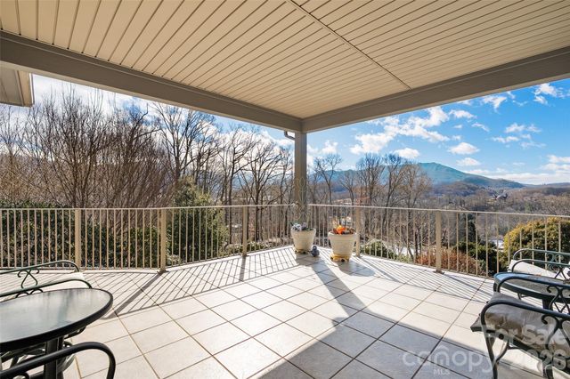 78 Banker Drive, Waynesville, NC 28786