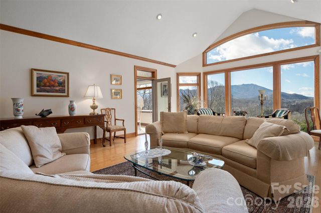 78 Banker Drive, Waynesville, NC 28786