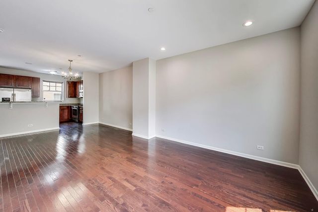 309 Western Avenue, Des Plaines, IL 60016