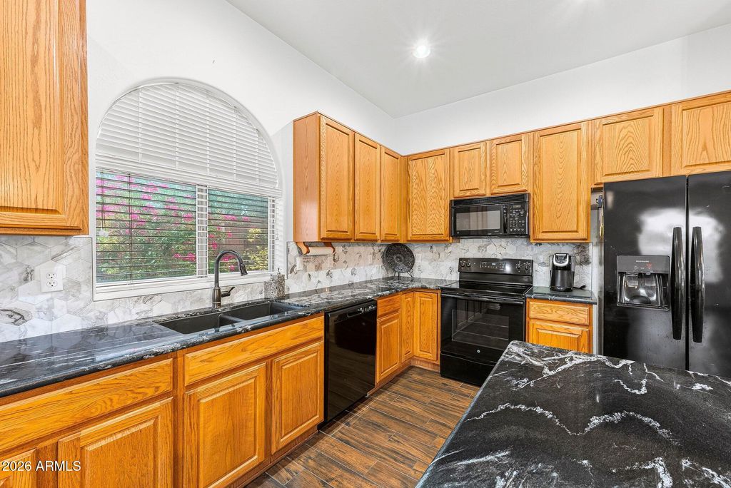 9513 E KNOLL Circle, Mesa, AZ 85207 — photo 5