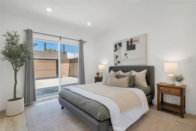 2117 W Clark Avenue, Burbank, CA 91506