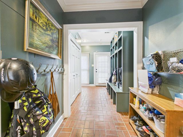 12 Country Club Circle, Searcy, AR 72143
