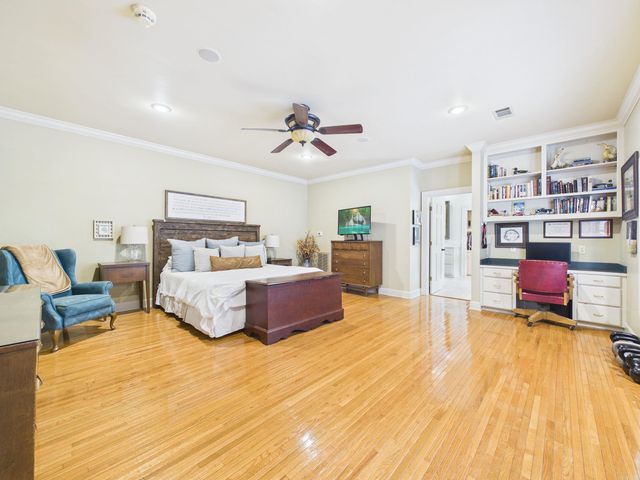 12 Country Club Circle, Searcy, AR 72143