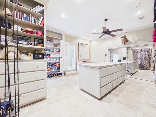 12 Country Club Circle, Searcy, AR 72143