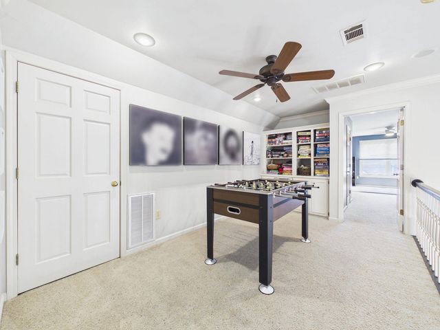 12 Country Club Circle, Searcy, AR 72143