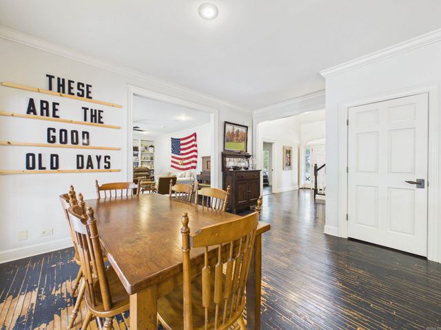 12 Country Club Circle, Searcy, AR 72143
