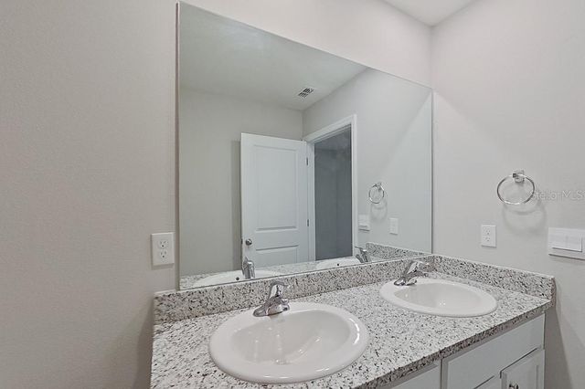 8740 SW 43RD TERRACE, Ocala, FL 34476