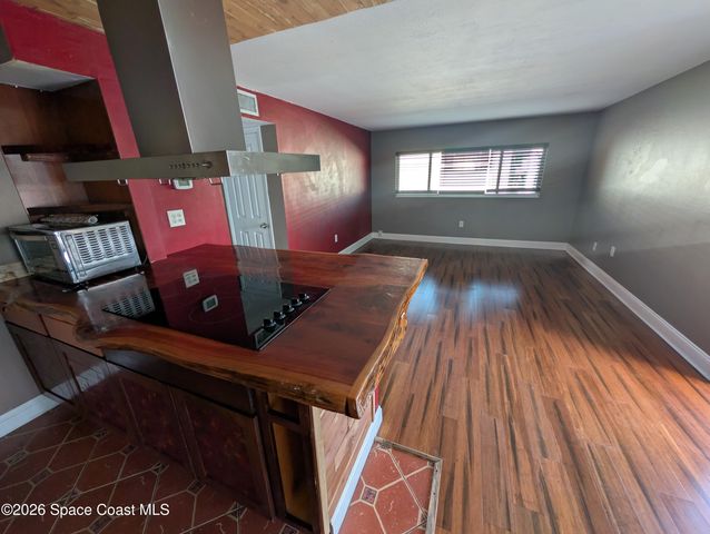 180 Minna Lane 407, Merritt Island, FL 32953