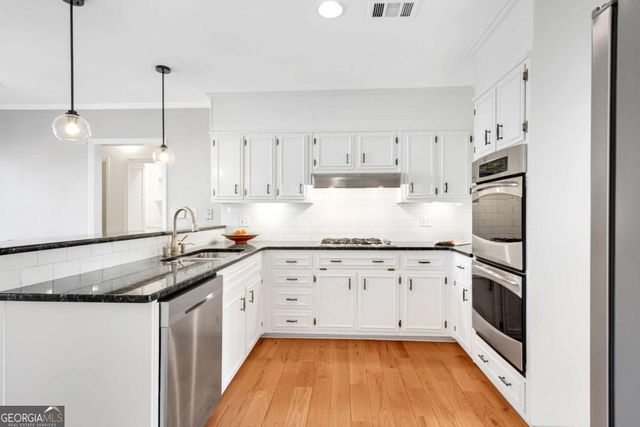 4822 Hampton Lake Drive, Marietta, GA 30068