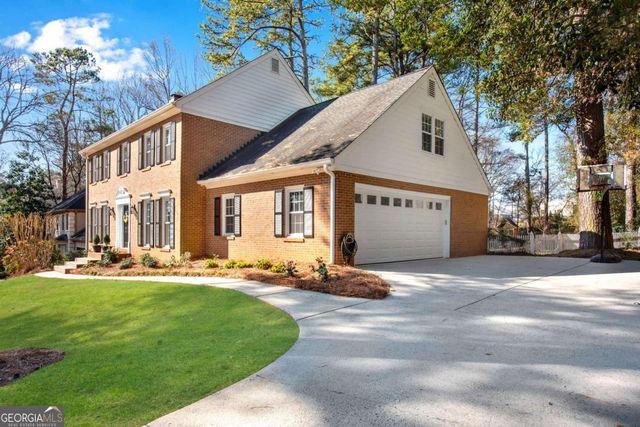 4822 Hampton Lake Drive, Marietta, GA 30068