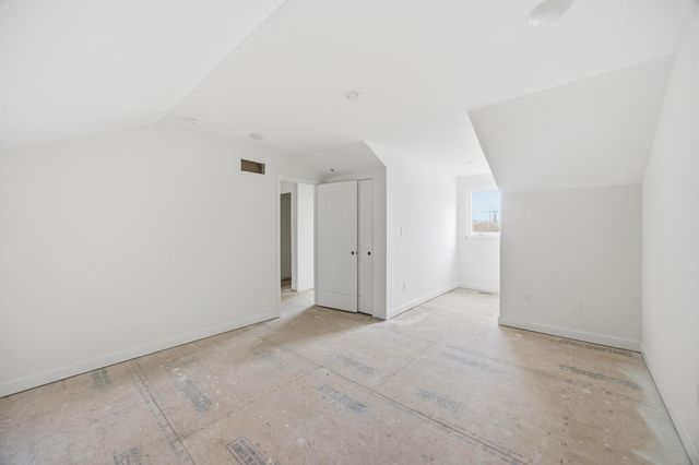 674 Hollow Creek Road, Lexington, KY 40511